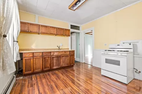 621 E 8th St, Boston, MA 02127 photo 16
