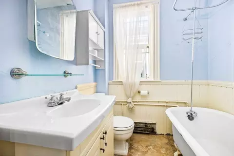 621 E 8th St, Boston, MA 02127 photo 11