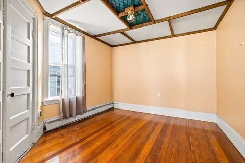 621 E 8th St, Boston, MA 02127 photo 9