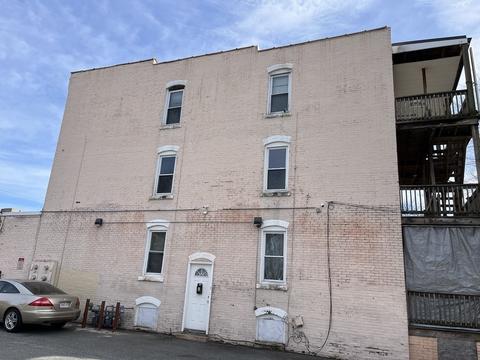 444-446 Chestnut St, Springfield, MA 01107 photo 3