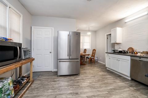 54 Johnson St, Springfield, MA 01108 photo 15