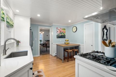 11 Bertram St, Beverly, MA 01915 photo 13
