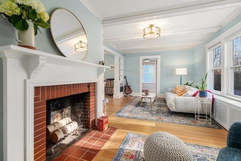 11 Bertram St, Beverly, MA 01915 photo 4