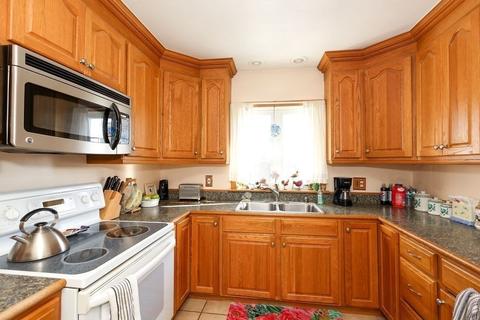 115 Moore St, Fall River, MA 02720 photo 10