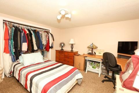 115 Moore St, Fall River, MA 02720 photo 11