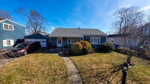 115 Moore St, Fall River, MA 02720 photo 1