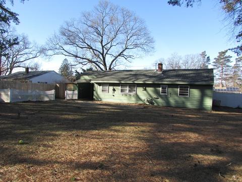 795 Bradley Rd, Springfield, MA 01118 photo 5