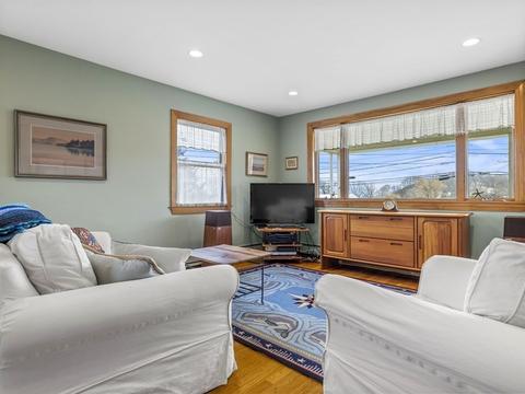 52 Flash Rd, Nahant, MA 01908 photo 3
