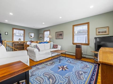 52 Flash Rd, Nahant, MA 01908 photo 2