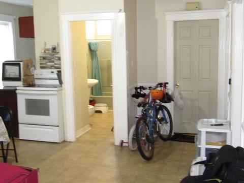 6 Derby St, Worcester, MA 01604 photo 6