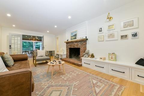 104 Centre St, Dover, MA 02030 photo 12
