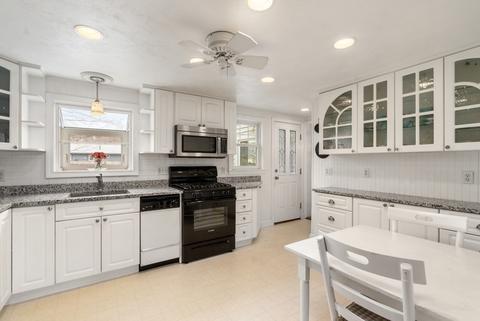 17 Webb Rd, Sharon, MA 02067 photo 7