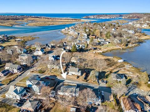 1 Rose Ln, Gloucester, MA 01930 photo 1