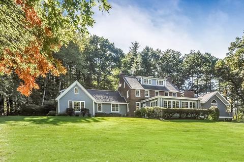 205 Fairhaven Hill Rd, Concord, MA 01742