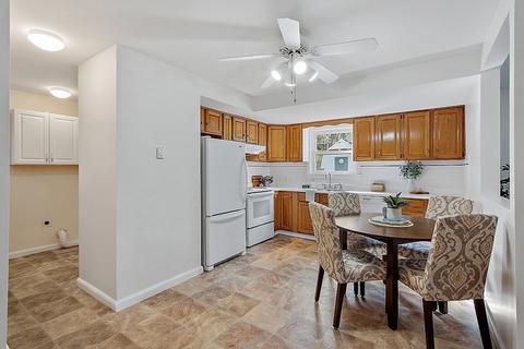 47 Stuart St, Gardner, MA 01440 photo 13