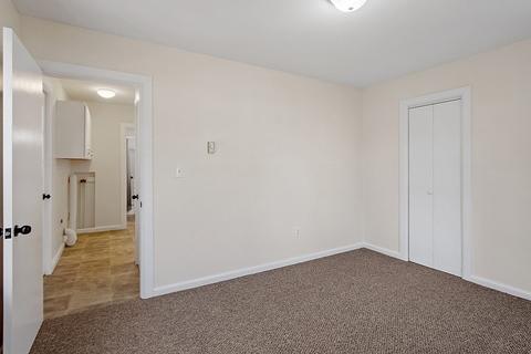 47 Stuart St, Gardner, MA 01440 photo 22
