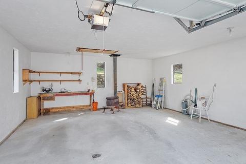 47 Stuart St, Gardner, MA 01440 photo 23