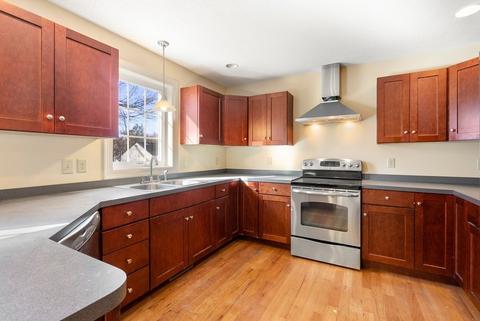 252 Cabinet St, Springfield, MA 01129 photo 10