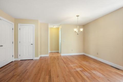 252 Cabinet St, Springfield, MA 01129 photo 19