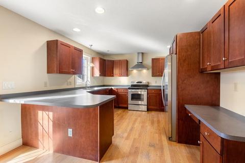 252 Cabinet St, Springfield, MA 01129 photo 13