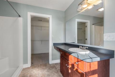 252 Cabinet St, Springfield, MA 01129 photo 26