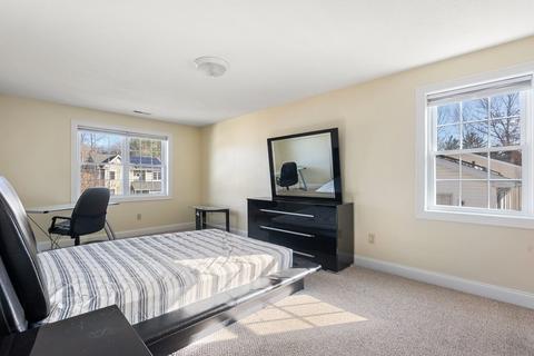 252 Cabinet St, Springfield, MA 01129 photo 23