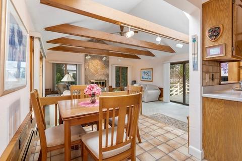 55 Horace St, Needham, MA 02494 photo 11