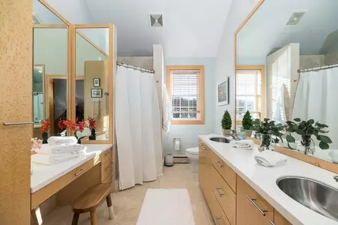 8 Rio Dr, Gloucester, MA 01930 photo 18