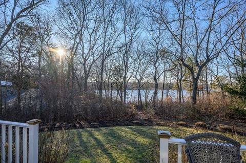 72 Crestview Cir, Centerville, MA 02632 photo 4