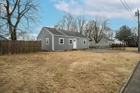 27 Ansara St, Springfield, MA 01104 photo 24