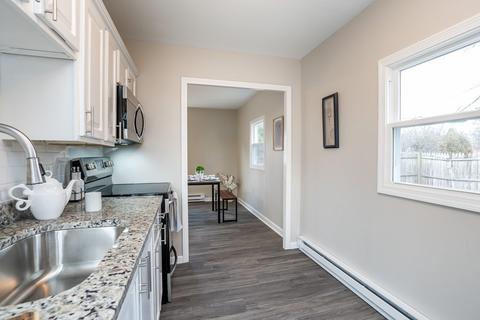 27 Ansara St, Springfield, MA 01104 photo 6