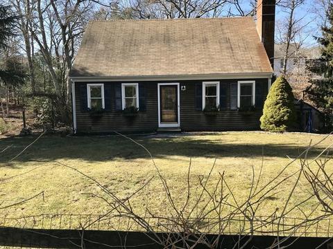 108 Algonquin Ave, Mashpee, MA 02649 photo 1