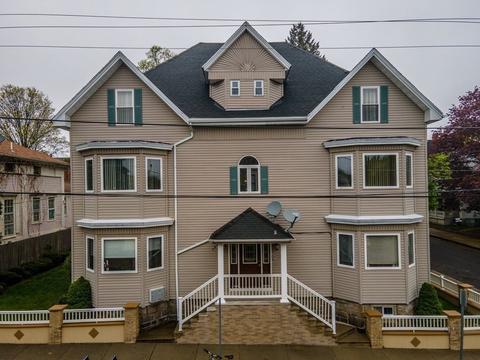 484 Walnut St, Fall River, MA 02720 photo 1