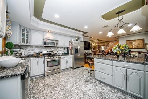 484 Walnut St, Fall River, MA 02720 photo 8