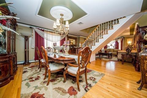 484 Walnut St, Fall River, MA 02720 photo 6