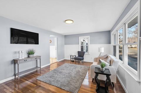 79 Wallace Ave, Chicopee, MA 01020 photo 6