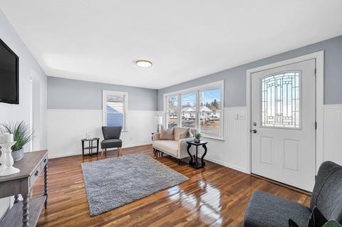 79 Wallace Ave, Chicopee, MA 01020 photo 7