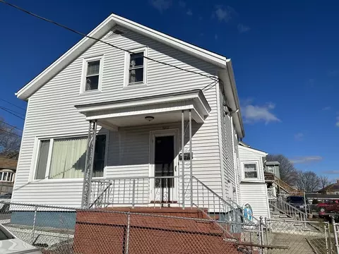 562 Cambridge St, Fall River, MA 02721 photo 2