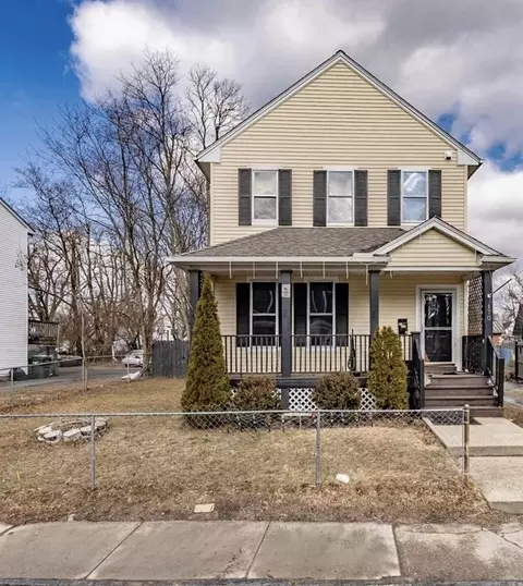170 Pendleton Ave, Springfield, MA 01109 photo 1