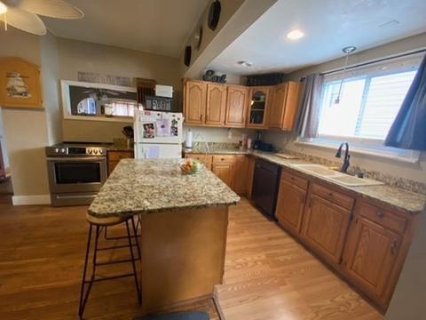 188 Thompson Rd, Webster, MA 01570 photo 6