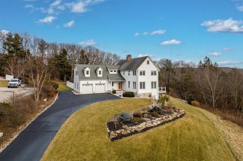 15 Chestnut Hill Dr, Webster, MA 01570 photo 1