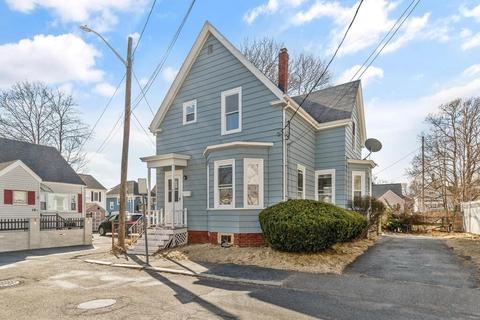 11 Mapleton Pl, Lynn, MA 01904 photo 2