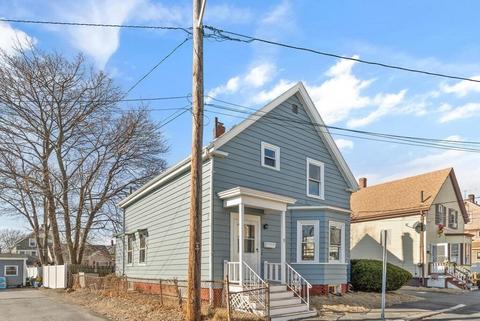11 Mapleton Pl, Lynn, MA 01904 photo 4