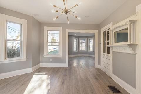 11 Mapleton Pl, Lynn, MA 01904 photo 15
