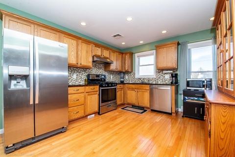 29 Crompton St, Acushnet, MA 02743 photo 9