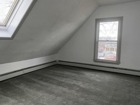 42 E Main St, Webster, MA 01570 photo 27