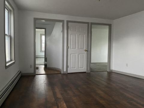 42 E Main St, Webster, MA 01570 photo 18