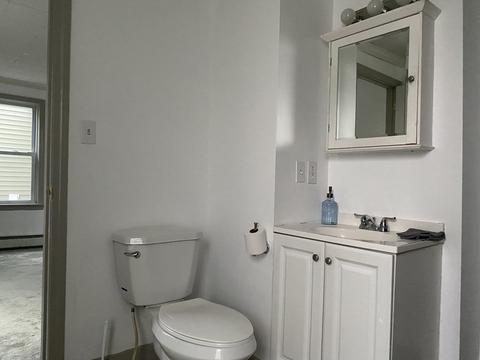 42 E Main St, Webster, MA 01570 photo 8