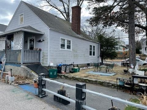 113 Lake Ave, Worcester, MA 01604 photo 3