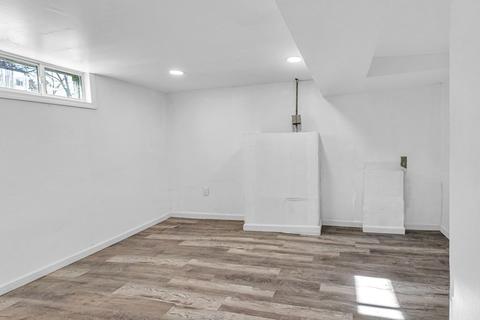 55 Redlands St, Springfield, MA 01104 photo 32